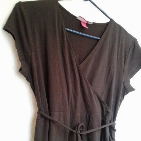 Liz Lange Maternity Surplice Fit & Flare Dress Size S Brown Soft Jersey Stretch - Picture 1 of 12